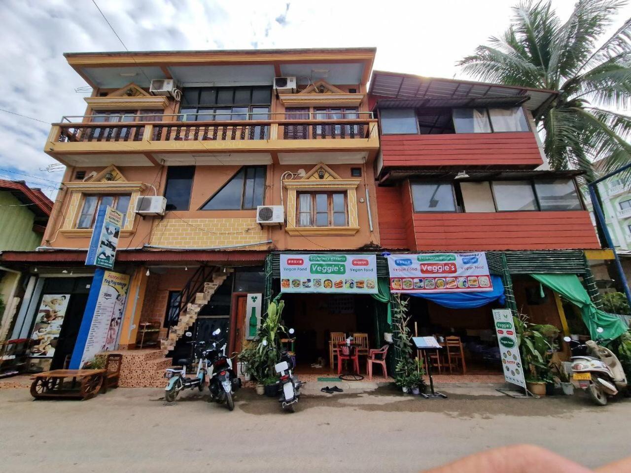 Veggie'S Rooms Vang Vieng Exterior foto